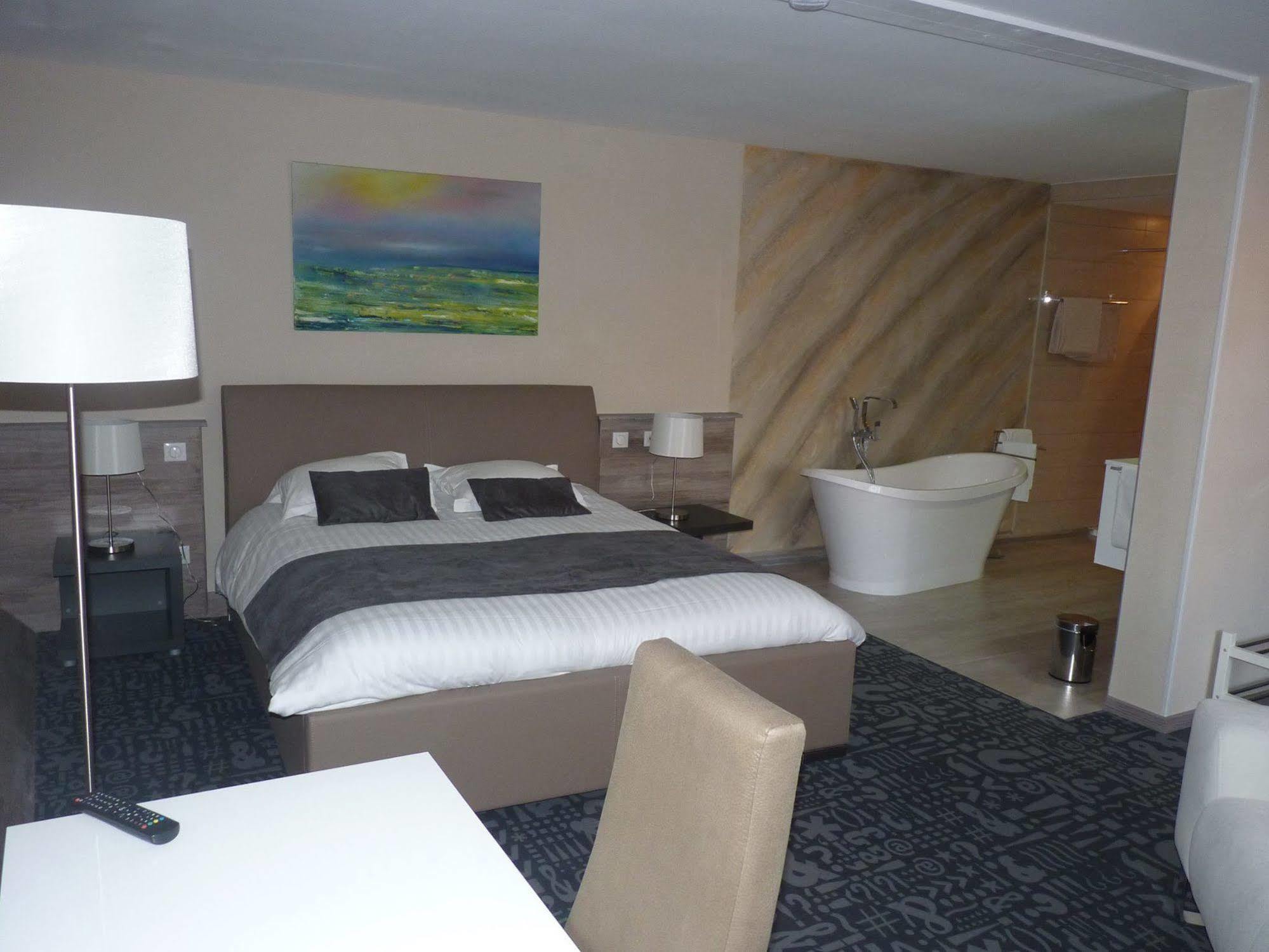 Le Dormeur Hotel