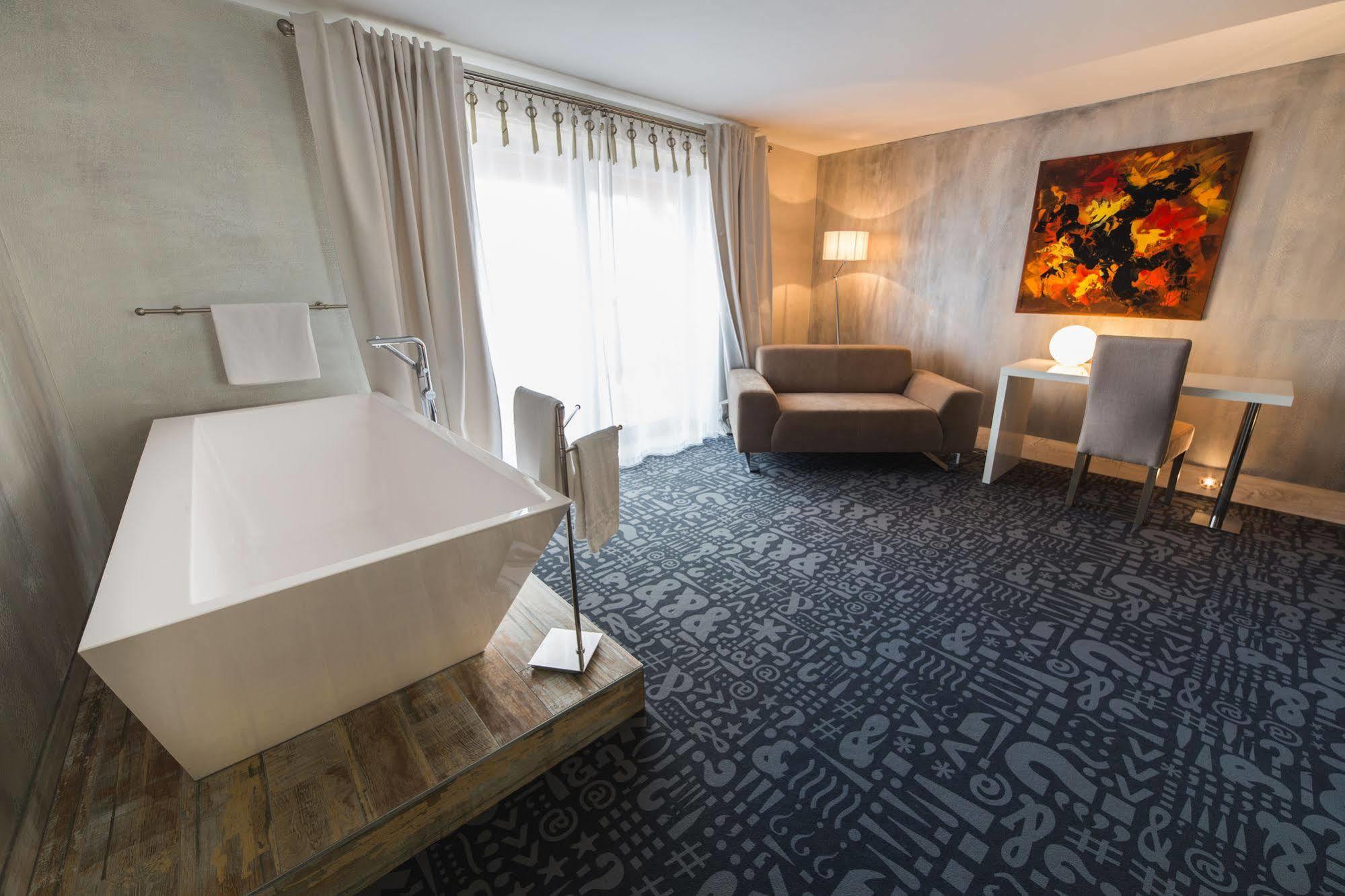Le Dormeur Hotel 3*